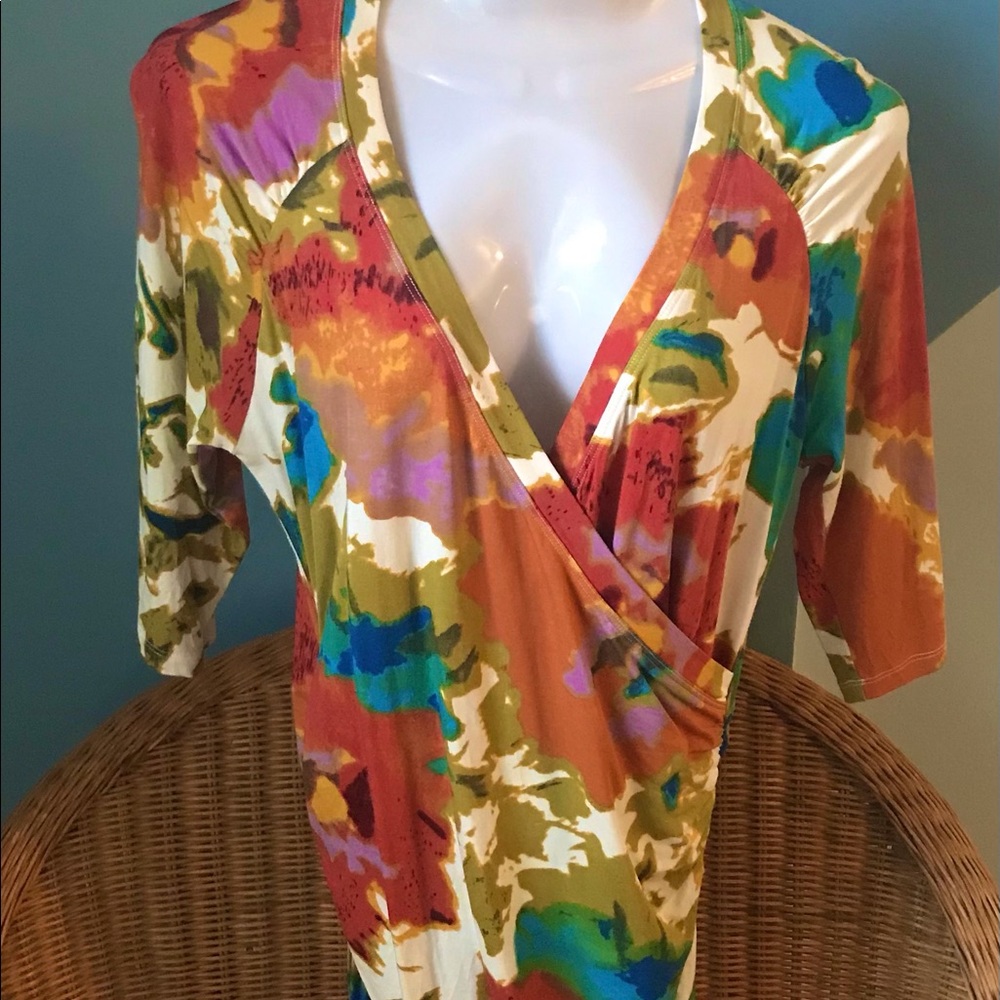 Top, Cabi Flattering Multi Colored Top